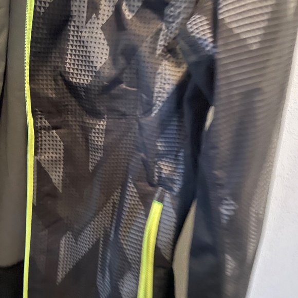 Nike light casual jacket - Picture 3 of 5